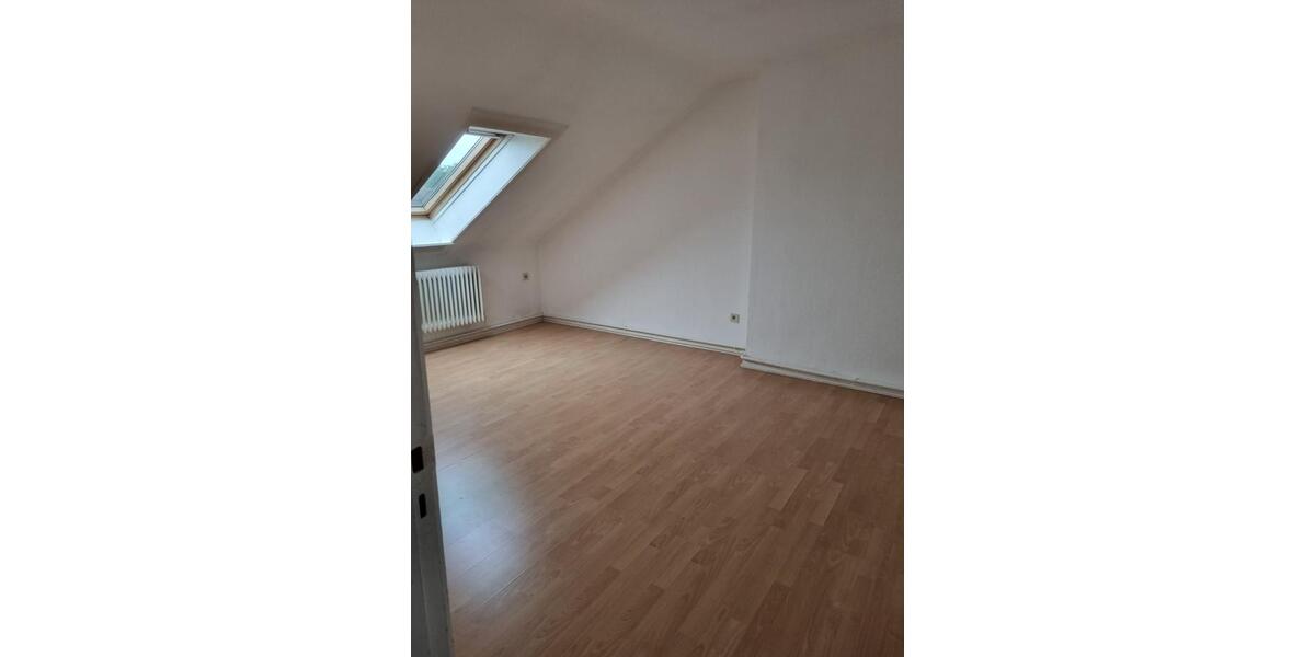 Etagenwohnung Bremen Walle - 3 Zimmer, 98 m&sup2;, 980&euro; | Angebot:25449522