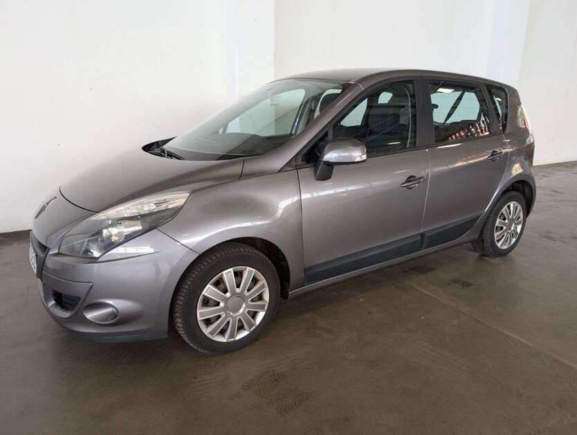 Renault Scenic 117.000 km 4.990 € Delmenhorst 27751