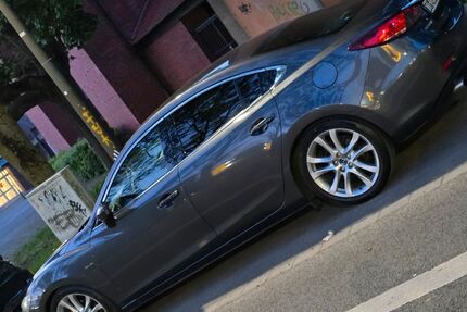 Mazda 6 157.000 km 11.950 &euro; Bremen 28213