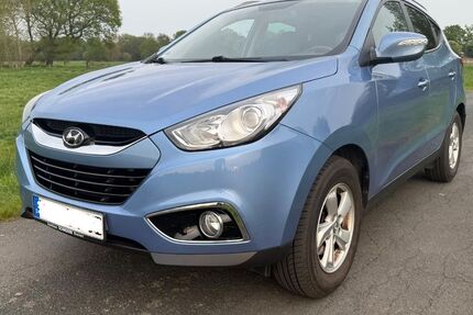 Hyundai TUCSON 152.000 km 8.500 &euro; Oyten 28876