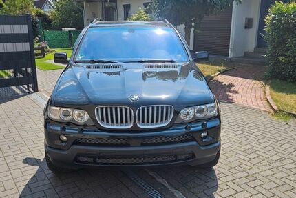 BMW X5 310.000 km 7.650 &euro; Bremen 28325