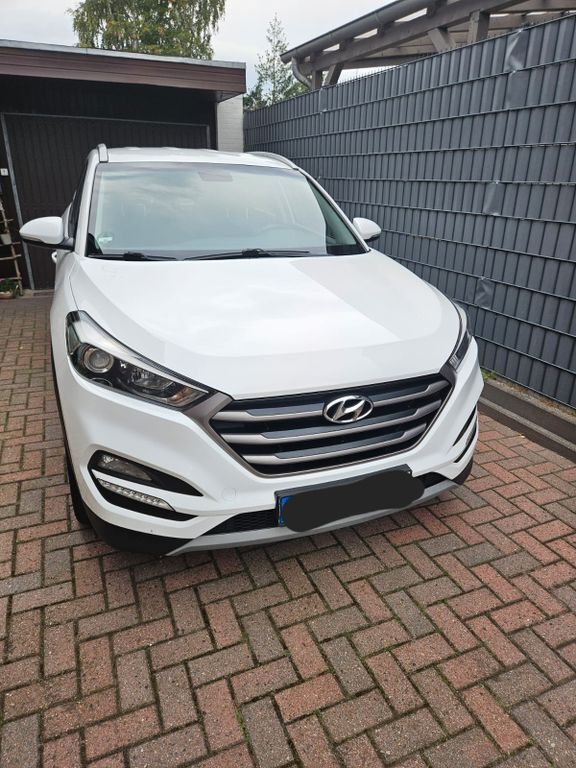 Hyundai TUCSON 98.500 km 16.500 € Ritterhude 27721