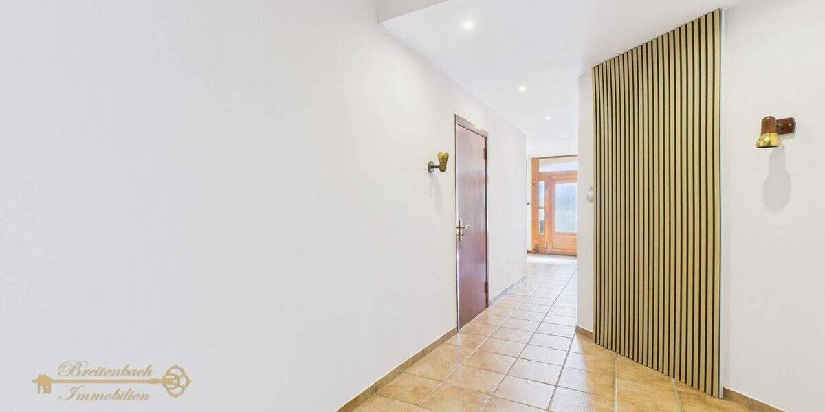 Mehrfamilienhaus, Wohnhaus Lilienthal Frankenburg - 6 Zimmer, 157 m&sup2;, 259.000&euro; | Angebot:25818919