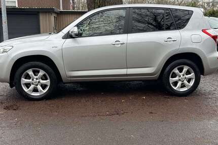 Toyota RAV4 179.000 km 8.999 &euro; Bremen 28355