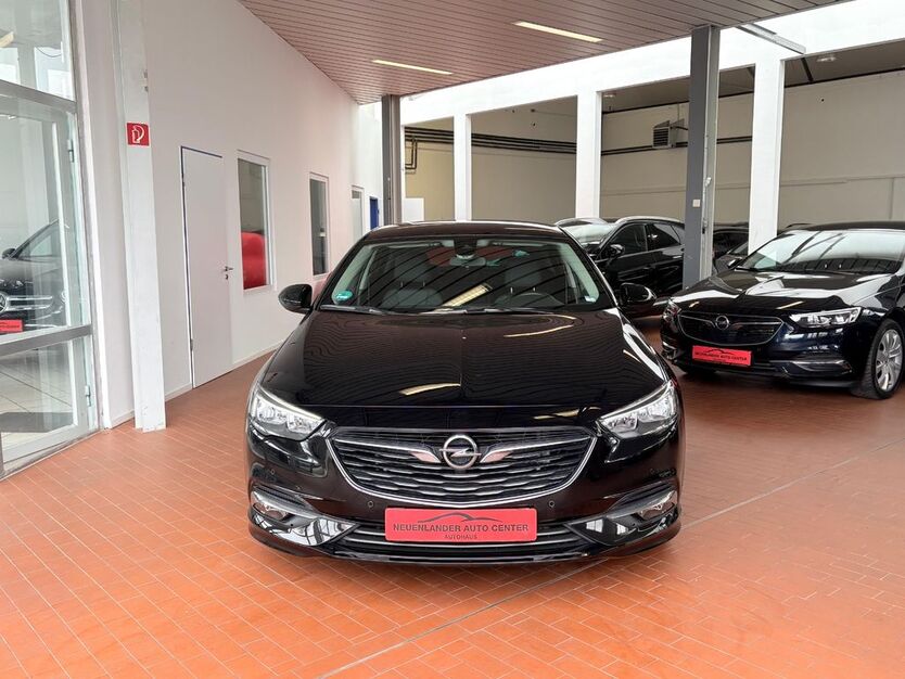 Opel Insignia 86.700 km 13.999 € Bremen 28199