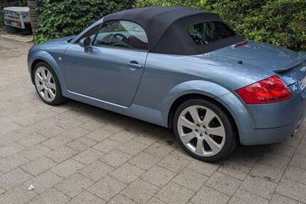 Audi TT 95.500 km 8.900 &euro; Bremen 28203