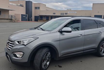 Hyundai Grand Santa Fe 155.000 km 15.500 &euro; Bremen 28325