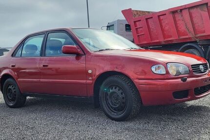 Toyota Corolla 290.000 km 1.890 &euro; Sottrum 27367