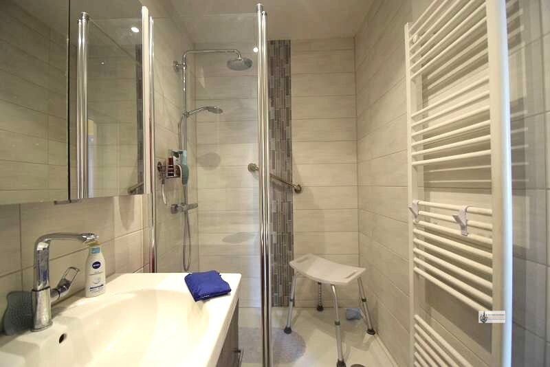 Solides Reihenmittelhaus Ideal für Familie mit 4 Personen auch für Home Office +EBK +Garage +Garten - Reihenhaus Bremen Neustadt | Angebot:26560638