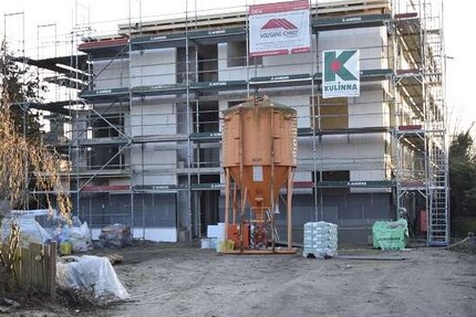 Neubau Fertigstellung März 2026 moderne Technik Rollläden + Stellplatz 2 zimmer