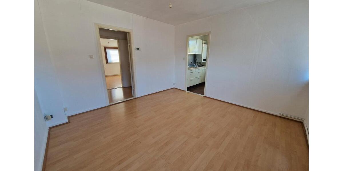 Dachgeschoßwohnung Bremen Findorff - 2.5 Zimmer, 53 m&sup2;, 168.000&euro; | Angebot:26124171