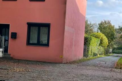 Reihenendhaus in Kattenturm zimmer