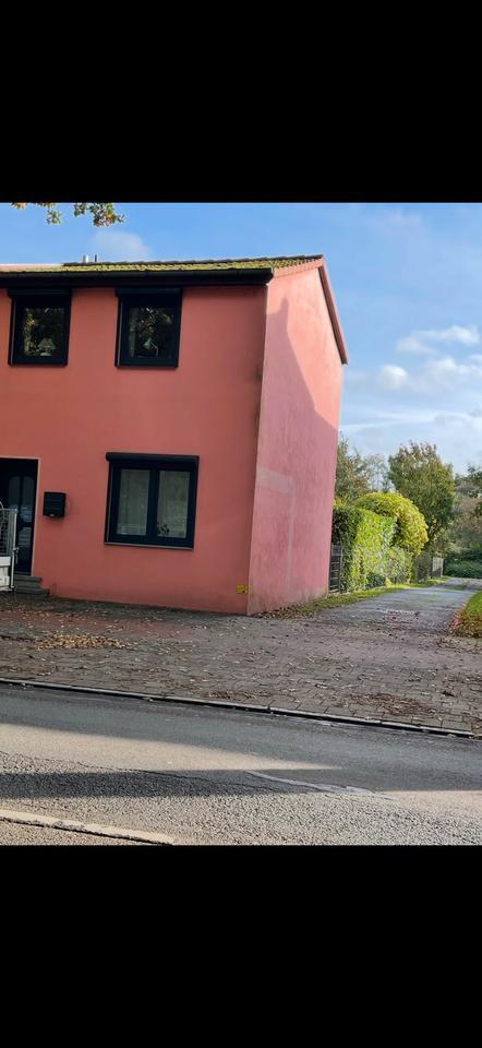 Reihenendhaus in Kattenturm zimmer