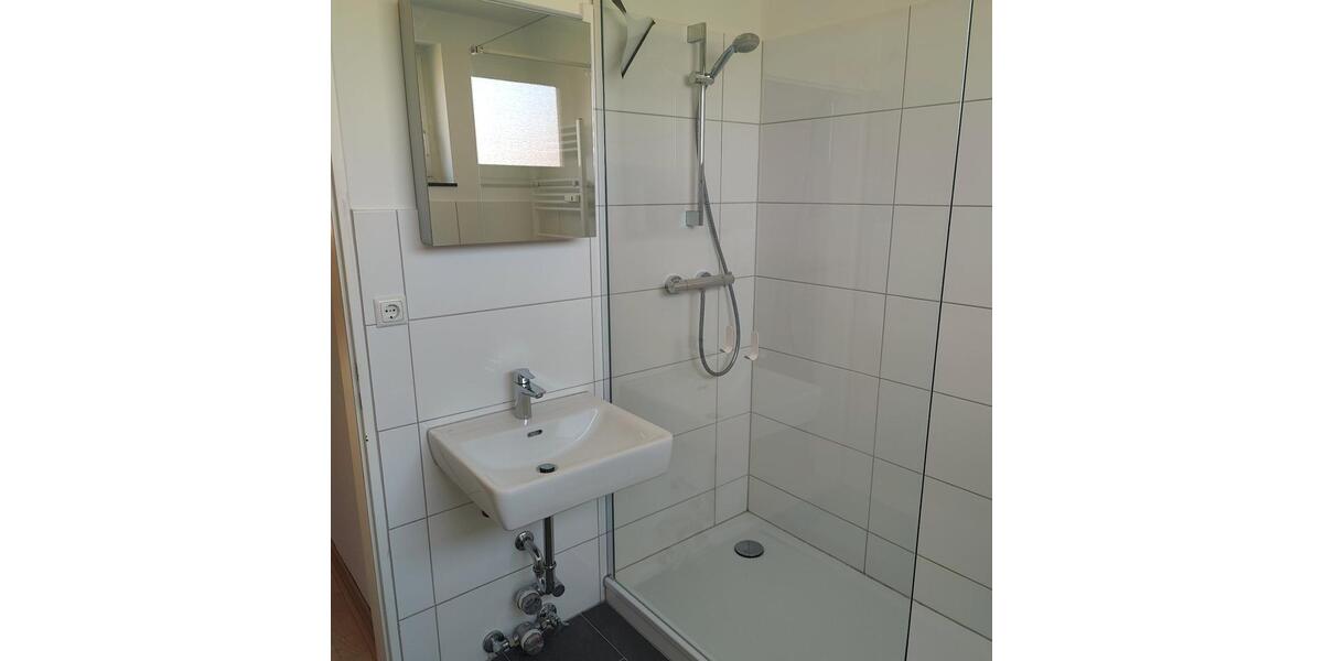 Etagenwohnung Bremen Neustadt - 4 Zimmer, 97 m&sup2;, 1.100&euro; | Angebot:26359801