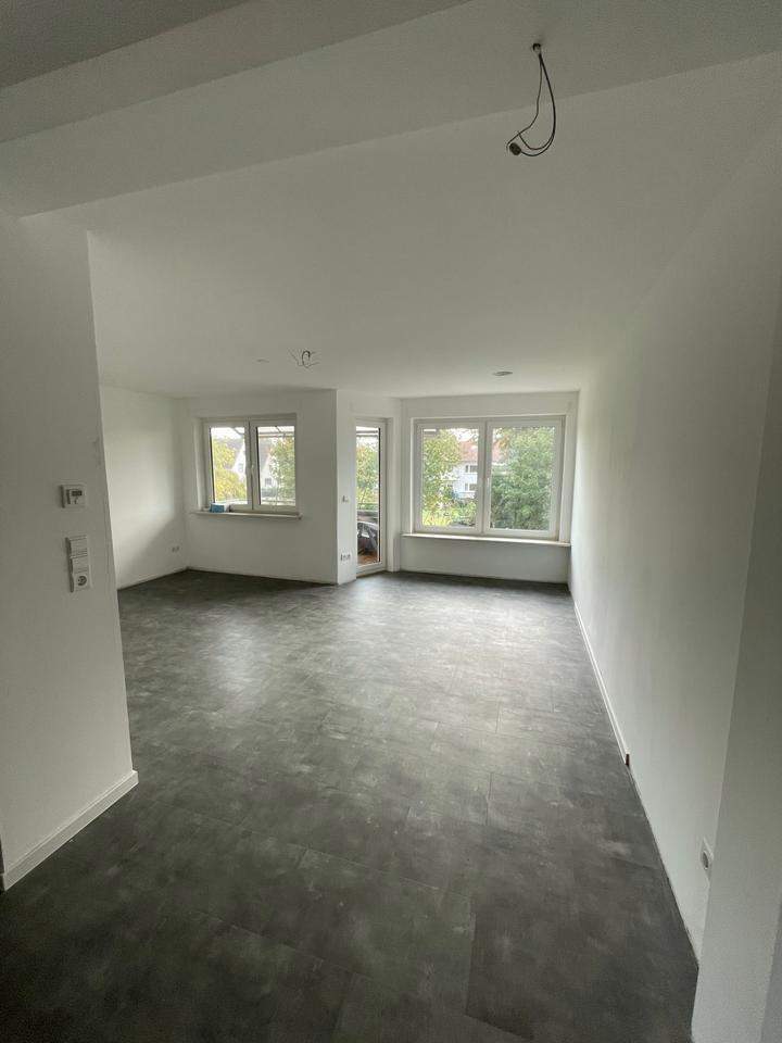 3 Zimmer Wohnung, Küche, Bad 1 OG zimmer