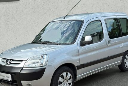 Peugeot Partner 94.000 km 9.450 &euro; Grasberg 28879