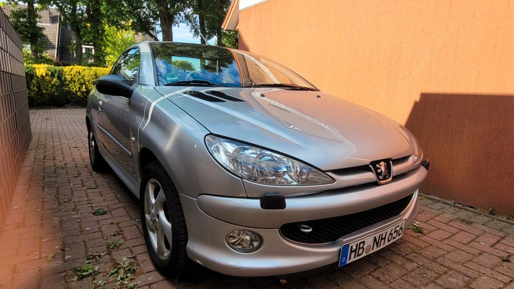 Peugeot 206 89.000 km 2.900 &euro; Stuhr 28816