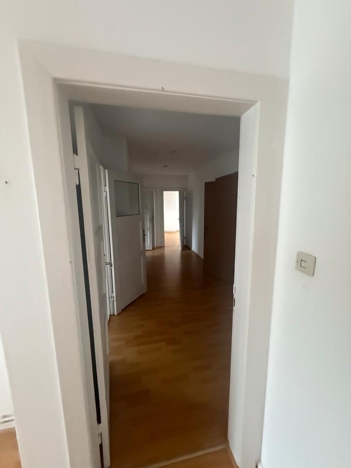 Wohnungsangebot – 4-Zimmer-Wohnung in Bremen-Neustadt zimmer