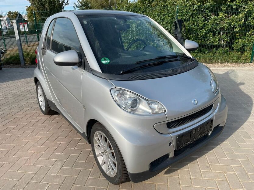 Smart ForTwo 92.500 km 4.200 € Bremen 28207