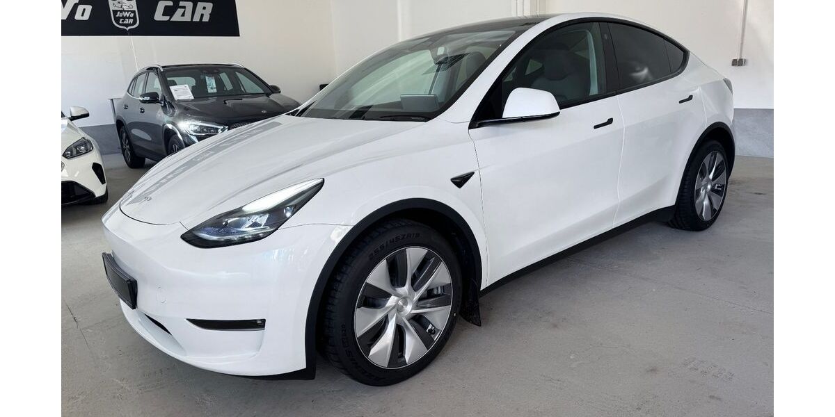 Tesla Model Y 26.500 km 37.500 &euro; Bremen 28777