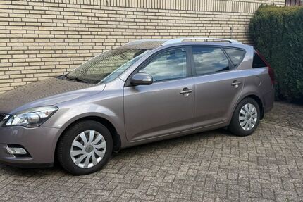 Kia ceed / Ceed 173.000 km 5.000 &euro; Delmenhorst 27753