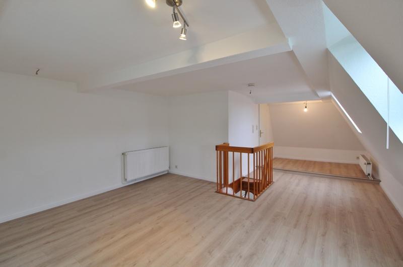 Dachgeschoßwohnung Weyhe - 2.5 Zimmer, 65 m&sup2;, 750&euro; | Angebot:24659328