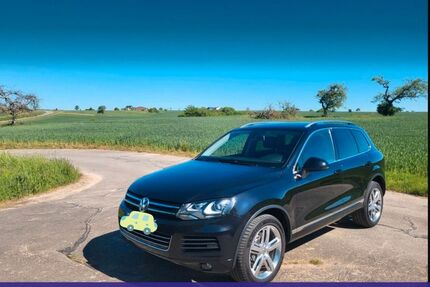 VW Touareg 214.000 km 17.000 &euro; Bremen 28755
