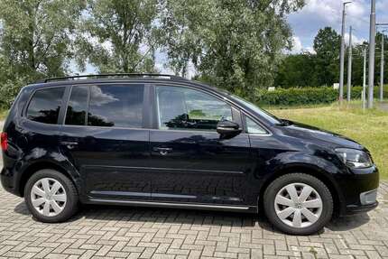 VW Touran 180.250 km 5.250 &euro; Bremen 28357