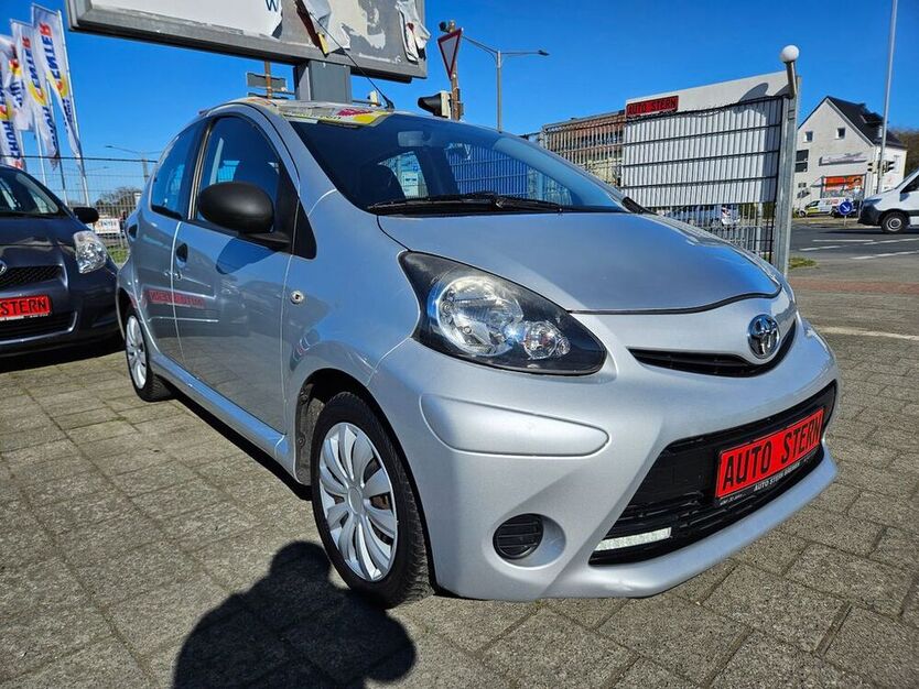 Aygo (X)