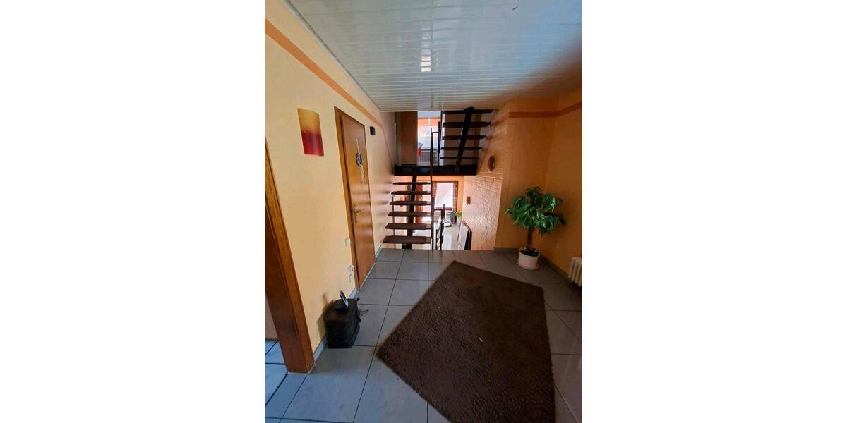 Einfamilienhaus Ganderkesee - 7.5 Zimmer, 200 m&sup2;, 1.900&euro; | Angebot:26582095