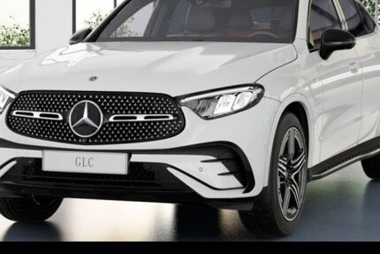 Mercedes-Benz GLC 300 9.900 km 72.950 € Bremen 28329