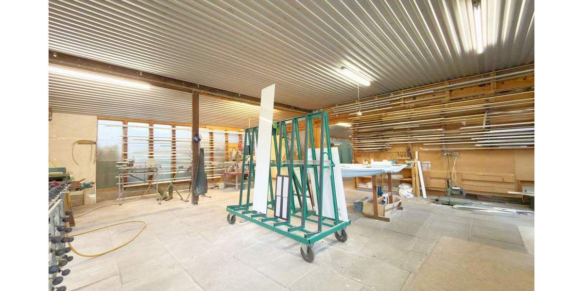 Gewerbeobjekt Bremen Kirchhuchting - 8 Zimmer, 451 m&sup2;, 389.000&euro; | Angebot:25771365