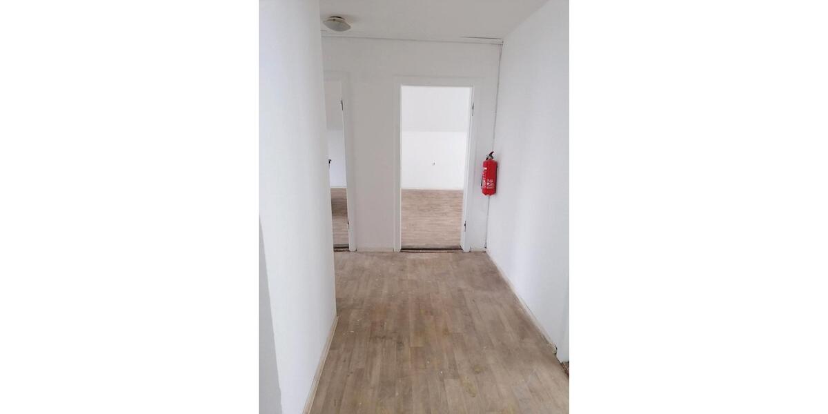 Einfamilienhaus Lemwerder - 10 Zimmer, 200 m&sup2;, 2.000&euro; | Angebot:25892931
