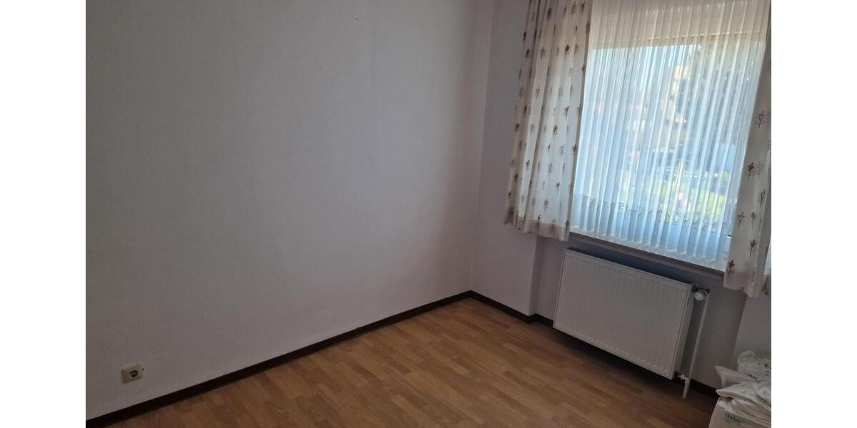 Reihenhaus Bremen Hemelingen - 5.5 Zimmer, 140 m&sup2;, 320.000&euro; | Angebot:25479886