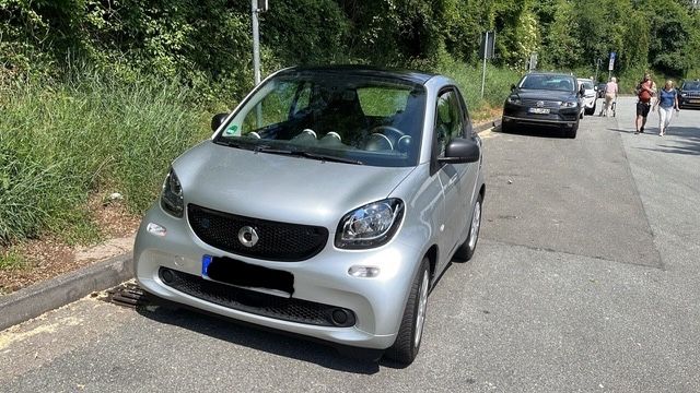 Smart ForTwo 42.000 km 8.200 € Bremen 28327