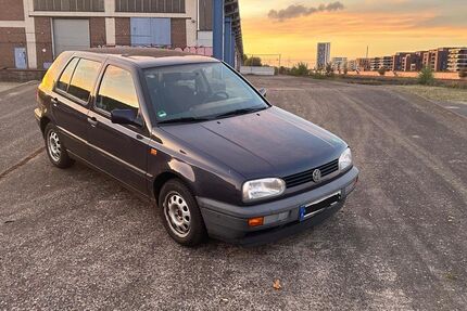 VW Golf 141.000 km 1.000 € Bremen 28329