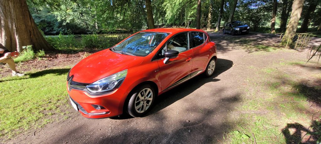 Renault Clio 16.200 km 9.900 &euro; Bremen 28355