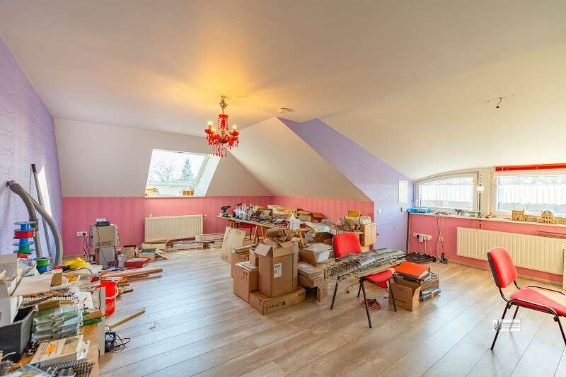 Luxuriöses 1-2 Fam.Haus mit ca. 100m² Gewerbefläche + Einliegerwohnung + Schwimmbad +Sauna +Kamin - Zweifamilienhaus Bassum / Nordwohlde Nordwohlde | Angebot:24212717