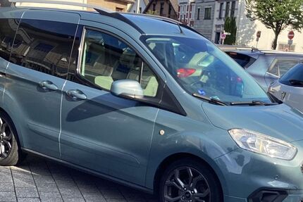 Ford Tourneo Courier 79.850 km 10.790 &euro; Bremen 28309