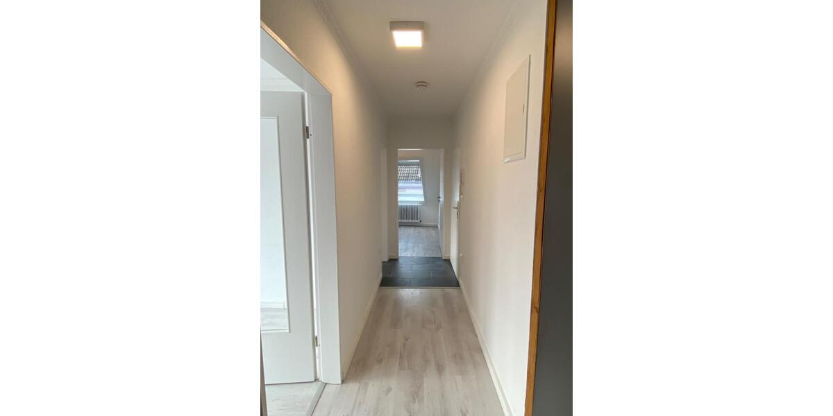 Dachgeschoßwohnung Bremen Neustadt - 2 Zimmer, 47 m&sup2;, 720&euro; | Angebot:25247279