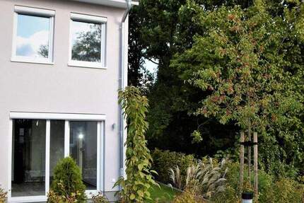 Modernes Reihenendhaus mit Garten und zwei Terrassen – Baujahr 2020 in Bremen 3 zimmer