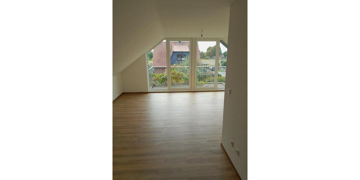 Dachgeschoßwohnung Martfeld - 3 Zimmer, 100 m&sup2;, 650&euro; | Angebot:26232176