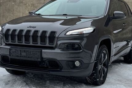 Jeep Cherokee 189.000 km 11.990 &euro; Bremen 28329