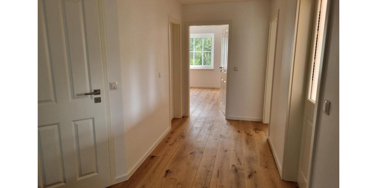 Dachgeschoßwohnung Achim - 3 Zimmer, 128 m&sup2;, 342.000&euro; | Angebot:25480273
