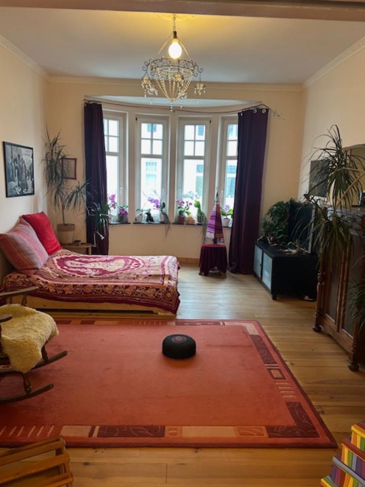 2 Zi. Wohnung im ersten Stock Peterswerder zimmer