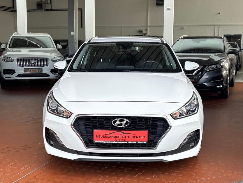 Hyundai i30 67.000 km 14.999 € Bremen 28199