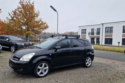 Toyota Corolla Verso 224.500 km 2.700 € Achim 28832