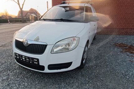 Skoda Roomster 143.266 km 2.950 &euro; Blender 27337