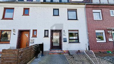 FAMILIENIDYLL MIT TEICH IN GRÜNLAGE - Reihenhaus Bremen Blumenthal | Angebot:26378368