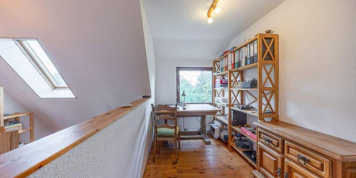 Mehrfamilienhaus, Wohnhaus Wilstedt - 8 Zimmer, 259 m&sup2;, 349.000&euro; | Angebot:25667674